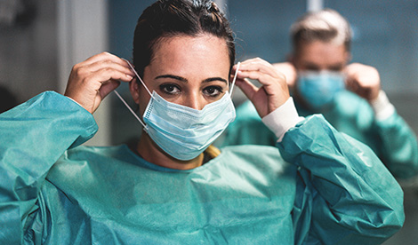 doctors in theatre with masks